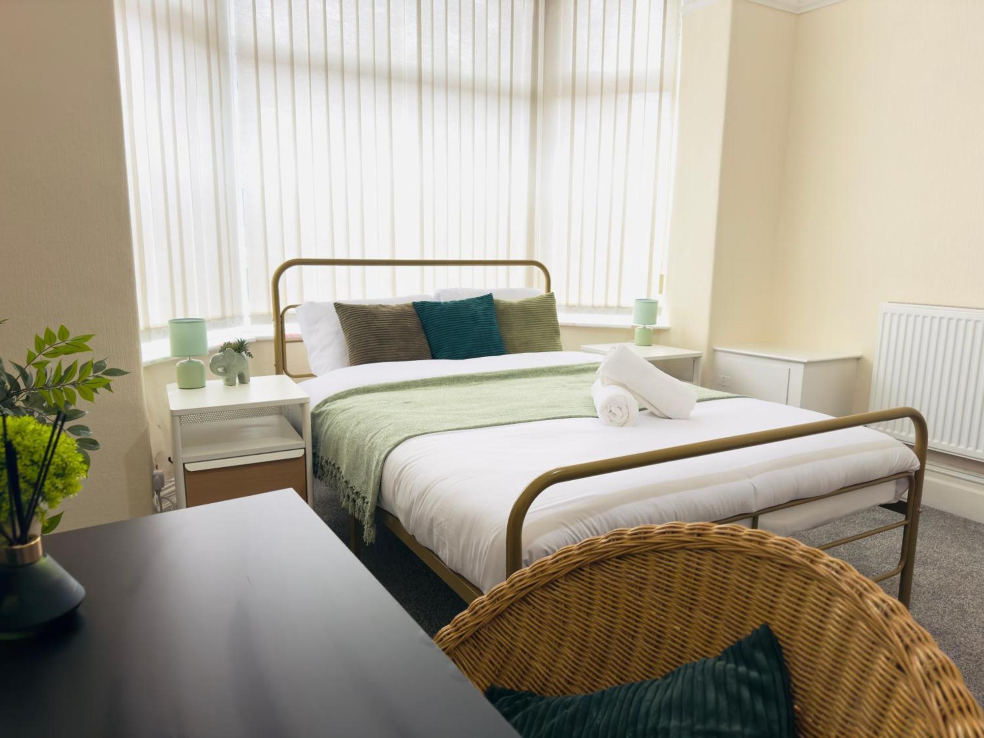 Double Bedroom Near City Center แมนเชสเตอร์ ภายนอก รูปภาพ